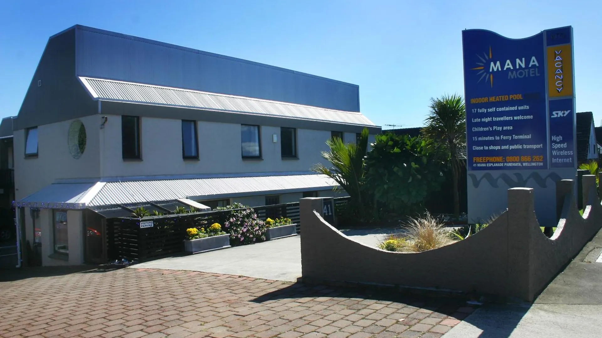 Aaa Mana Motel location