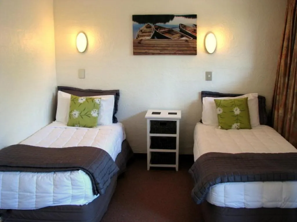 Aaa Mana Motel Porirua